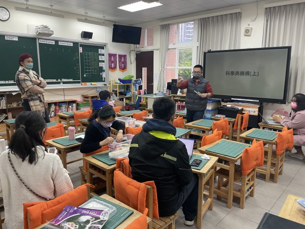 1111221教師專業學習社群研習