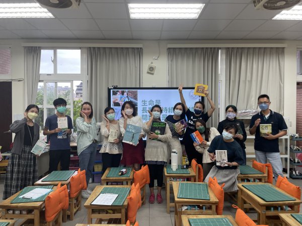 111學年度教師進修-傅宓慧老師圖書閱讀推廣講座