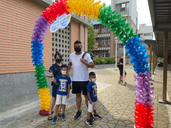 111學年度迎新活動-大手牽小手 一起上學趣