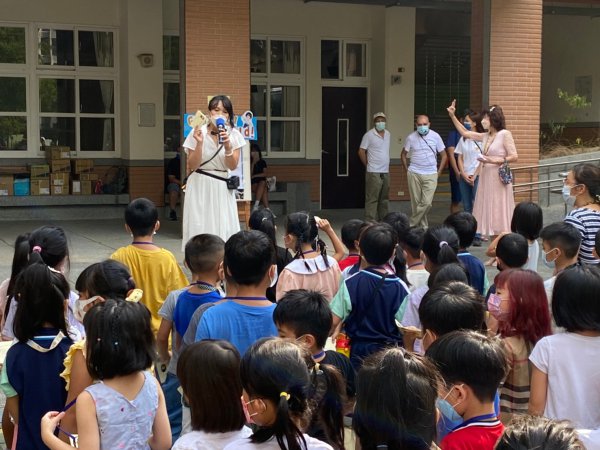 111學年度迎新活動-大手牽小手 一起上學趣