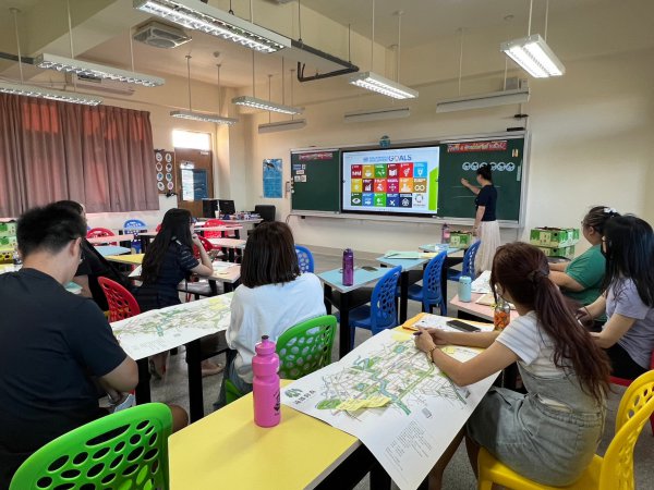 112.09.27跨校性教師專業成長社群