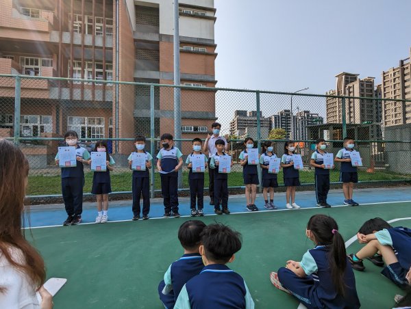 111學年度第二學期期中考成績優秀學生頒獎
