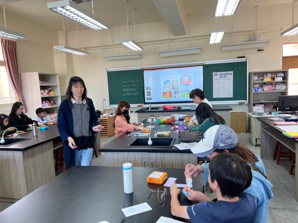 112學年度說故事高手志工培訓