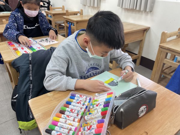 111學年度寒假閱讀寫作營(第一天)