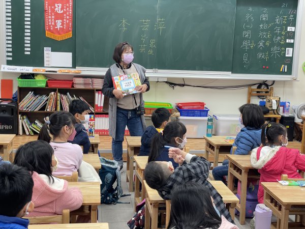 111學年度寒假閱讀寫作營(第二天)