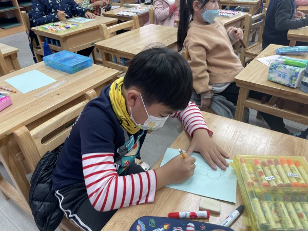 111學年度寒假閱讀寫作營(第一天)