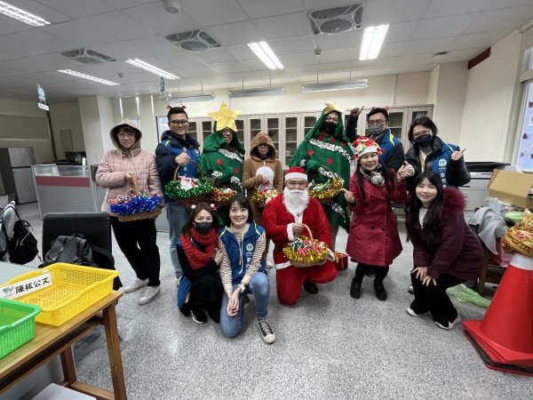 112學年度國際周遊耶誕慶