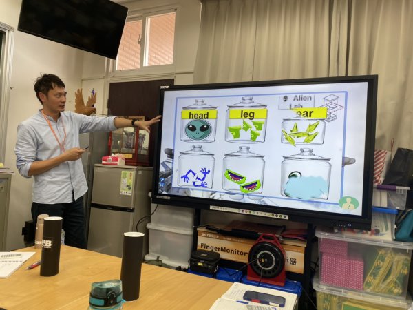 1091028 社群會議--黃呈文主任