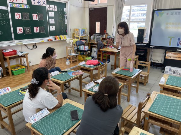 111學年度校本課程(青園生活家)-積木共作教師備課