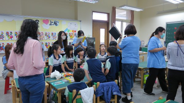 113學年度生活輔導團入校公開觀課-一年六班郭詔筑老師