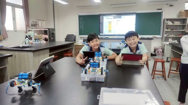 113-2AI程式機器人社