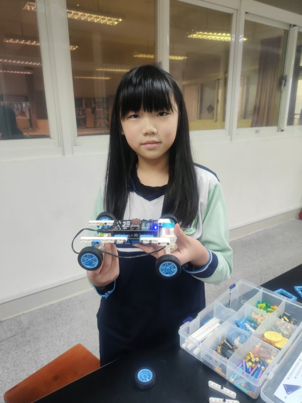 113-2AI程式機器人社